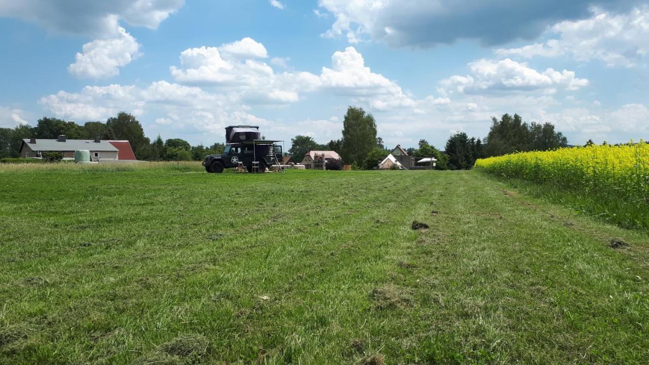 Отель Autark-Camp Gleis A. Durrhennersdorf Экстерьер фото