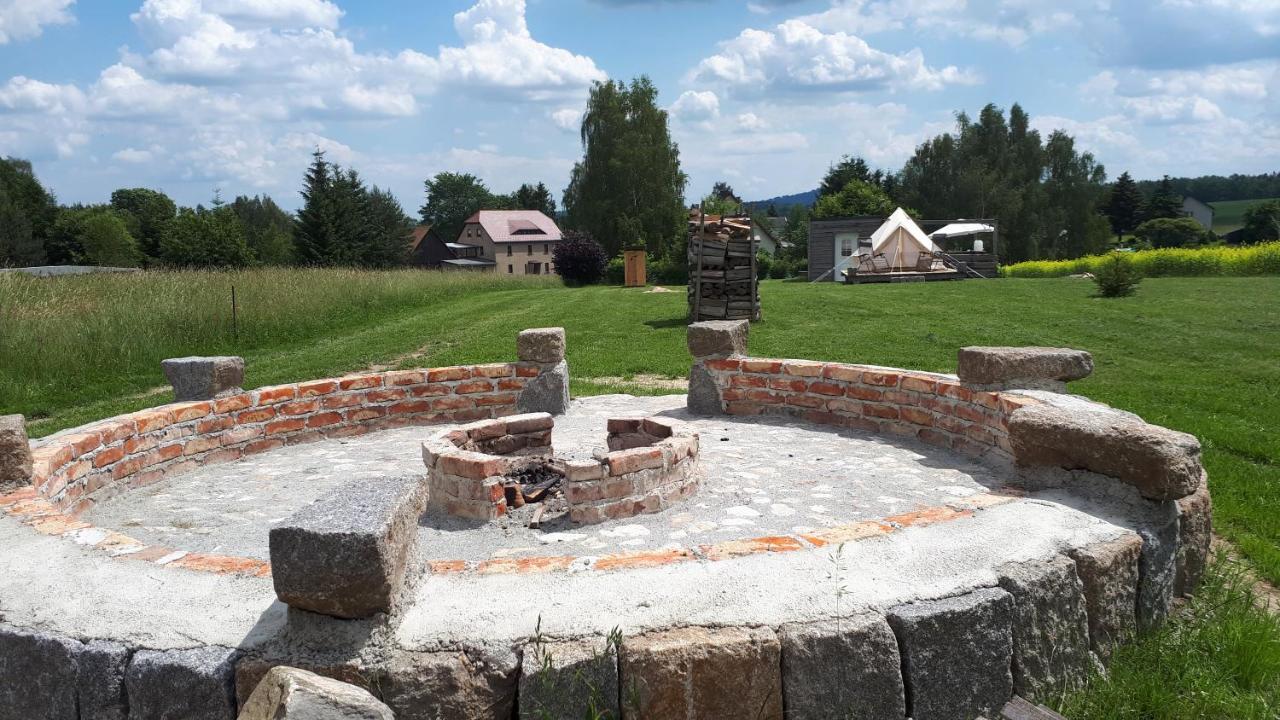 Отель Autark-Camp Gleis A. Durrhennersdorf Экстерьер фото